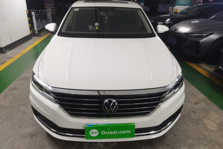 Used Volkswagen Lavida 2021 1.5L Automatic Comfort Edition Front