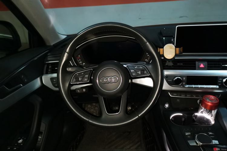 Used Audi A4L 2019 40 TFSI Fashion Edition China VI Emission Standard