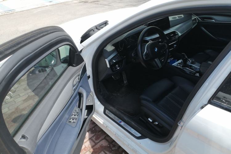 Used BMW 5 Series 2019 525i M Sport Package
