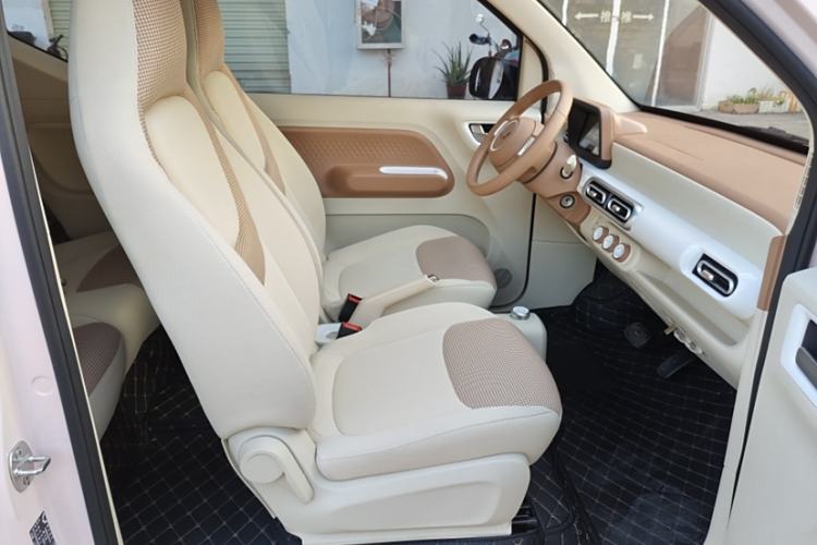 Used Wuling Hongguang MINIEV 2024 3rd Generation 215km Youth Edition
