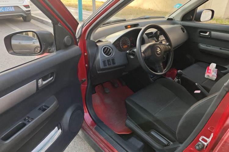 Used Suzuki Swift 2011 1.5L Manual Fashion Edition
