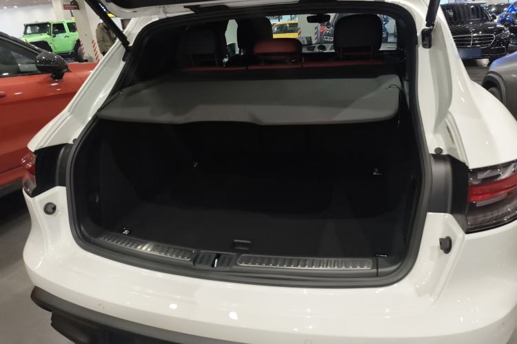 Used Porsche Macan 2022 Macan 2.0T