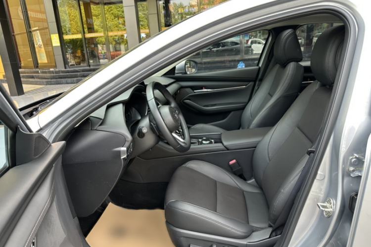 Used Mazda 3 Axela 2021 2.0L Automatic Zhi Rui Edition
