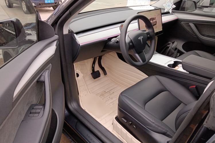 Used Tesla Model Y 2024 Rear-Wheel-Drive Version