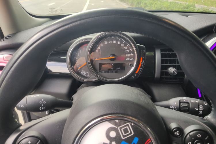 Used MINI MINI 2019 1.5T COOPER Classic Edition Five-Door Version
