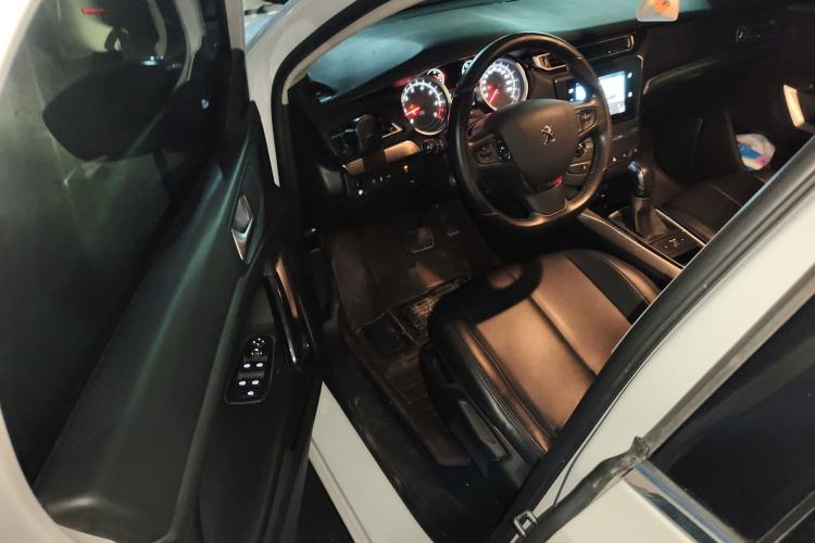 Used Peugeot 408 2014 1.8L Automatic Luxury Edition Driver Seat