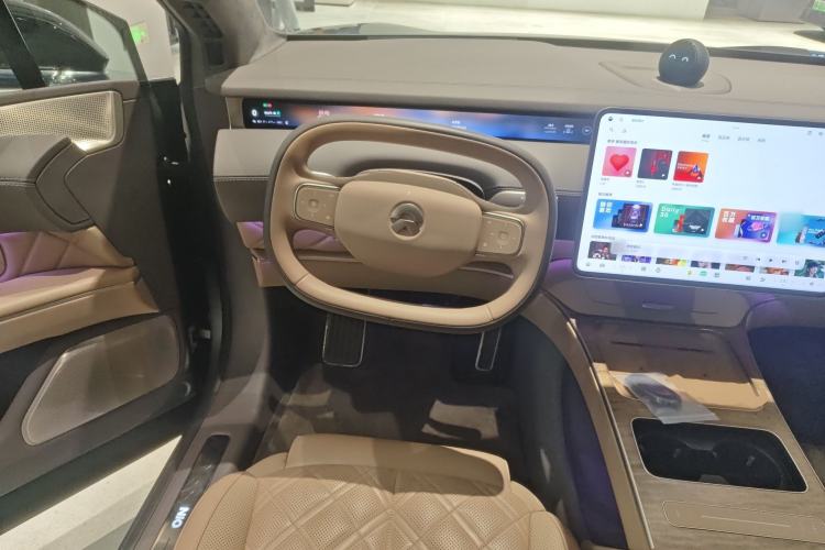 Used Nio ET9 2025 100kWh Signature Edition Steering Wheel