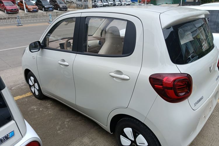 Used Wuling Hongguang MINIEV 2025 Four-Door Version Advanced Edition
