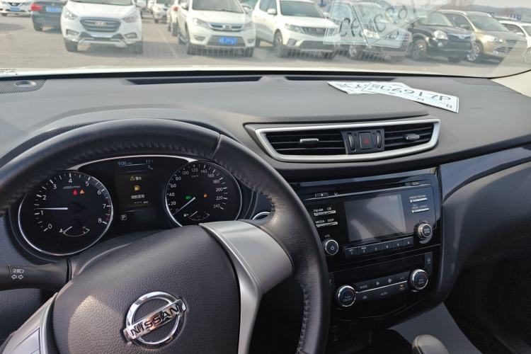 Used Nissan X-Trail 2014 2.5L CVT Luxury Edition 4WD
