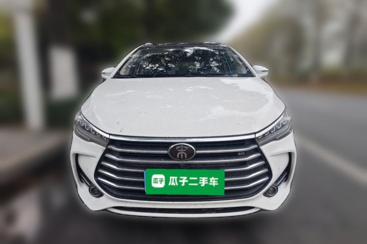 Used BYD Song MAX 2017 1.5T Automatic Smart Connect Elite 7-Seater Front