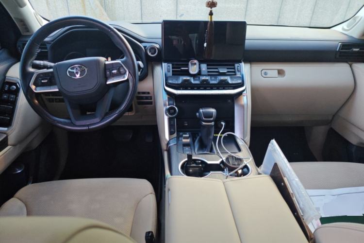 Used Toyota Land Cruiser 