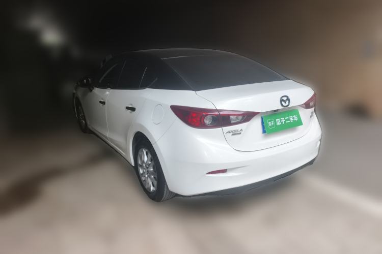 Used Mazda 3 Axela 2016 Sedan 1.5L Automatic Comfort Model
