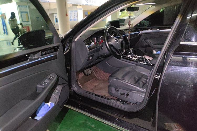 Used Volkswagen Phideon 2018 Revised Version 380TSI Two-Wheel Drive Business Edition