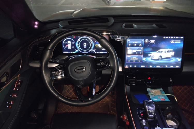 Used GAC Trumpchi GS8 2022 Dual-Engine Series 2.0TM Two-Wheel Drive Prestige Edition (7 Seats)
