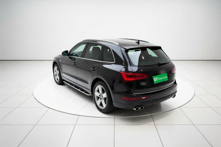 Used Audi Q5 2015 40 TFSI Technology Edition Rear Left 45 Deg