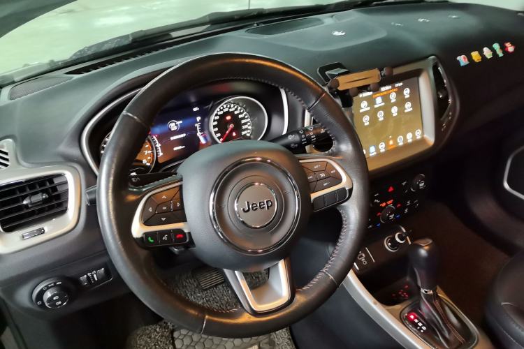 Used Jeep Compass 2017 200T Automatic Family Edition