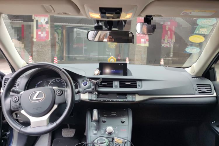 Used Lexus CT 2017 CT200h Comfort Edition Monochrome China VI
