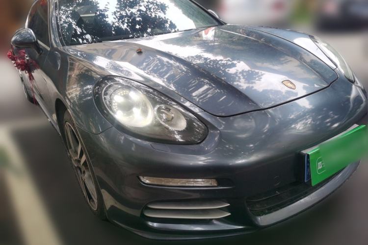 Used Porsche Panamera 2014 Panamera Executive 3.0T Front Right 45 Deg