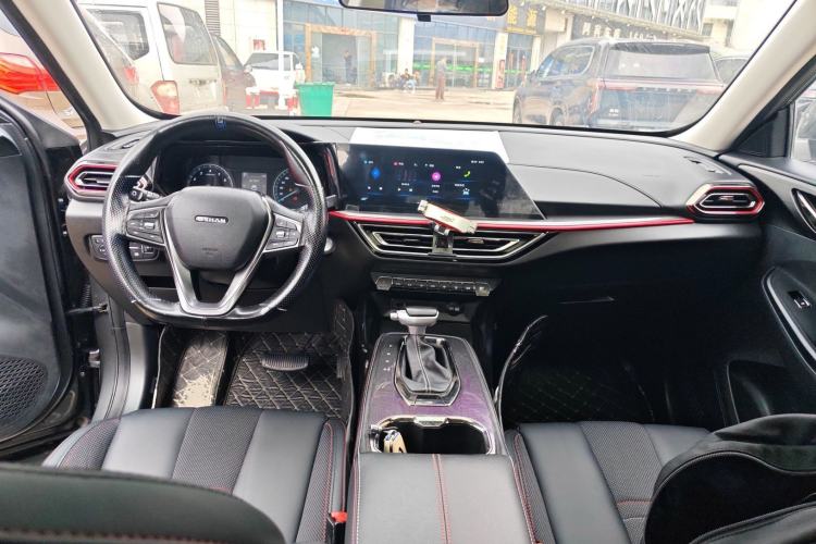 Used CHANGAN OSHAN X5 2021 1.5T DCT Luxury Edition Center Console