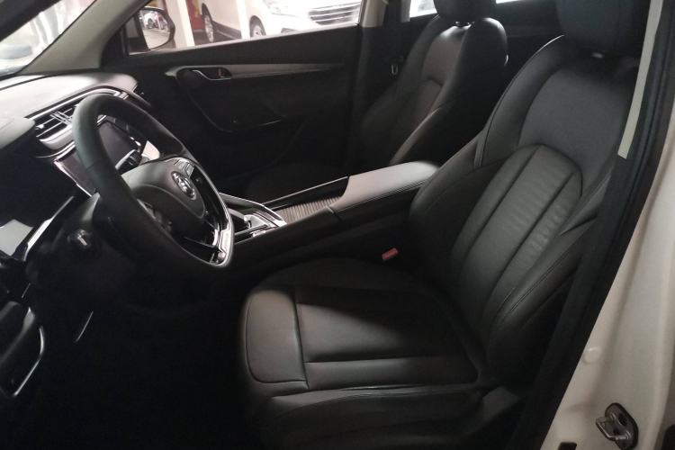 Used Dongfeng Aeolus AX7 2020 1.6T Automatic AI Navigation Model China VI Standard