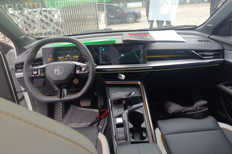 Used MG 5 Scorpio 2022 1.5T Trophy Sport Luxurious Edition