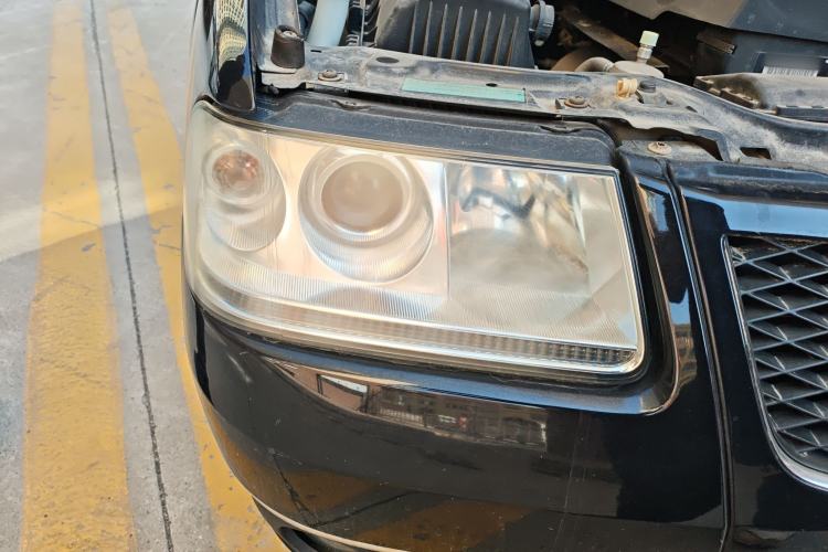 Used Volkswagen Santana Vista 2008 1.8L Manual Comfort Edition Right Front Headlight