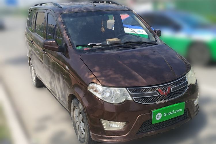 Used Wuling Hongguang 2014 1.2L S Standard Version China IV Standard Front Right 45 Deg