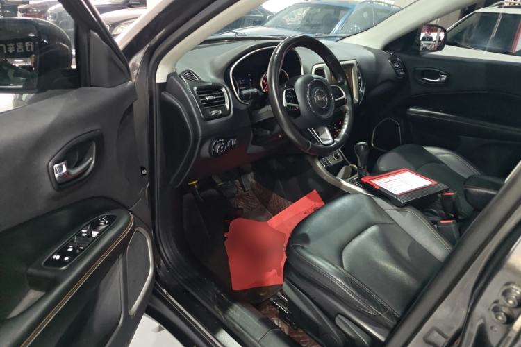 Used Jeep Compass 2017 200T Automatic Family Edition Driver Seat