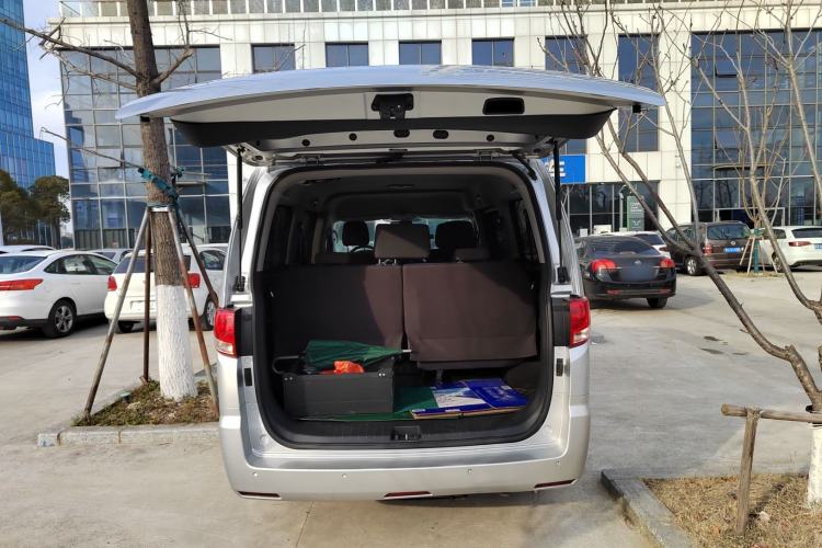 Used JAC Refine M4 2019 Business & Travel Series 2.0L Manual Comfort Model China VI
