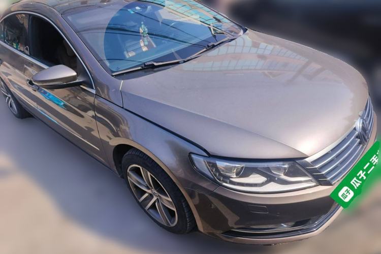 Used Volkswagen FAW-Volkswagen CC 2013 1.8TSI Luxury Model Front Right 45 Deg