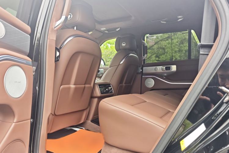 Used Tank 700 New Energy 2024 Hi4-T Extreme Edition Interior 3