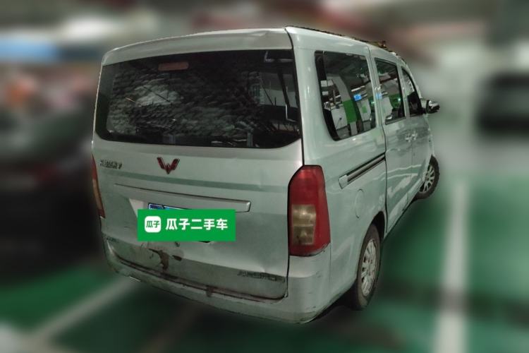 Used Wuling Rongguang V 2018 1.5L Standard Version
