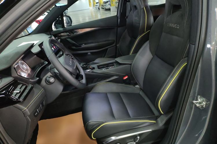 Used Lynk & Co 06 2023 Remix 1.5T Dynamic Halo
