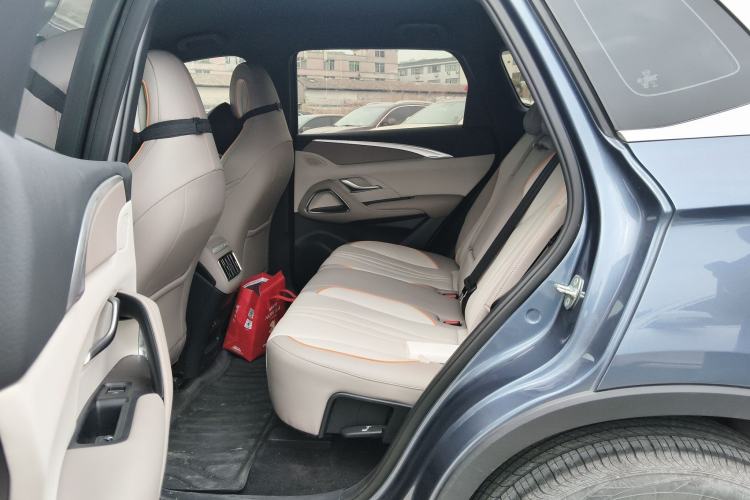 Used BYD Song Pro New Energy 2024 HONOR Edition DM-i 71KM Navigation Model