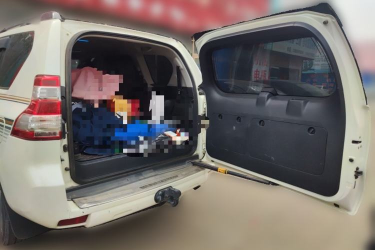 Used Toyota Prado 2016 2.7L Automatic Luxury Edition Trunk