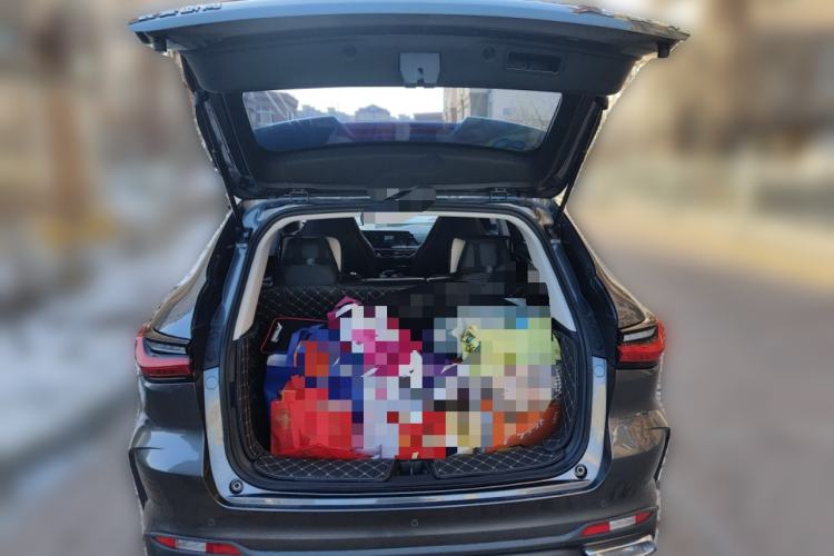 Used CHANGAN OSHAN X5 2023 Enjoy Edition 1.5T DCT Luxury Model Trunk