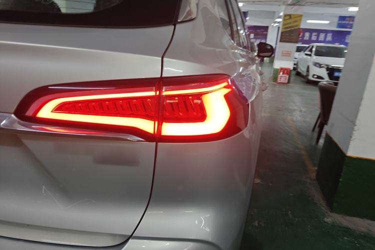 Used Roewe RX5 MAX 2021 Supreme Series 400TGI Automatic Luxury Cabin Edition