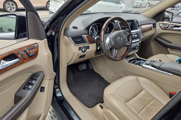 Used Brabus M-Class  Driver Seat