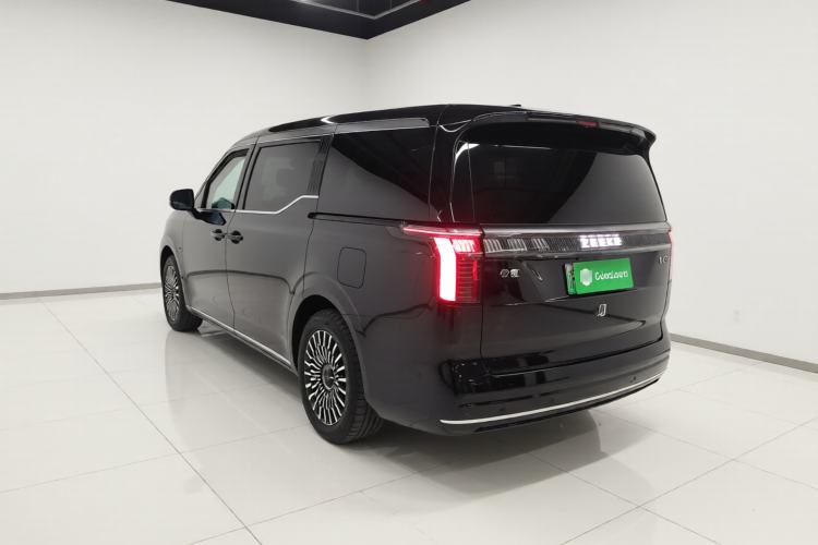 Used Zeekr 009 2024 7-Seater Aisle Version 108 kWh