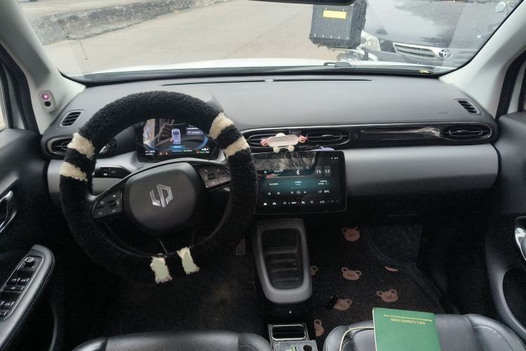 Used Leapmotor T03 2020 400 Luxury Edition Center Console