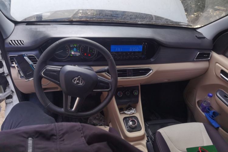 Used CHANGAN KUAYUE Xing V7 EV 2023 250km Double-Door Standard Version 2 Seats Center Console