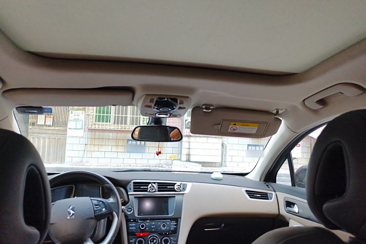 Used DS 6 2016 1.6T Luxury Edition THP160
