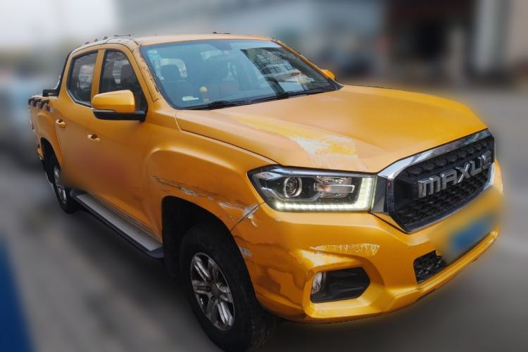 Used SAIC MAXUS T70 2020 2.0T Gasoline Automatic Two-Wheel Drive Comfort Edition Standard Cab High Ground Clearance Front Right 45 Deg