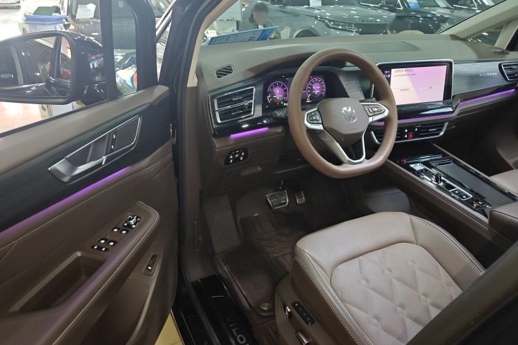 Used Volkswagen Viloran 2023 Revised 380TSI Prestige Edition