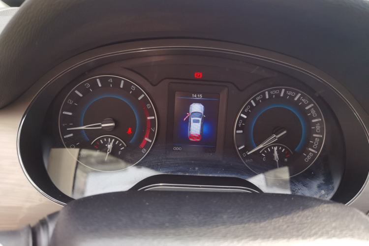 Used Haval H2 2017 Red-Label 1.5T Manual Two-Wheel Drive Luxury Model