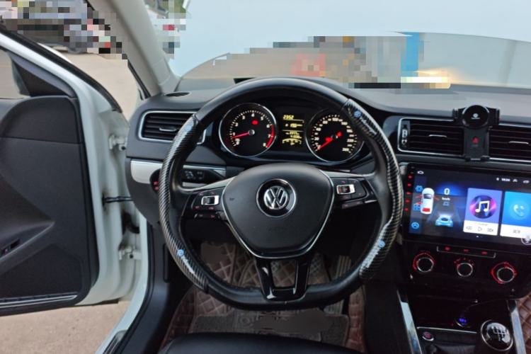 Used Volkswagen Sagitar 2018 1.6L Manual Comfort Model
