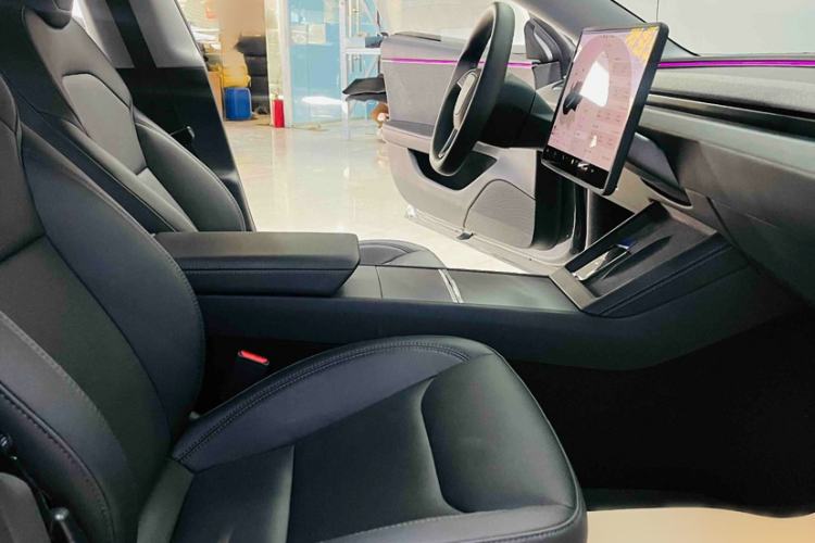 Used Tesla Model 3 2025 Rear-Wheel-Drive Version