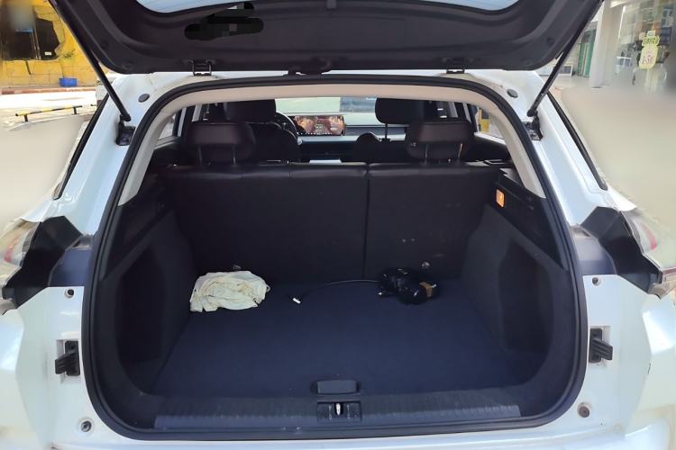 Used NETA U 2023 NETA U-Ⅱ 400 U Show Edition – Lithium Iron Phosphate
