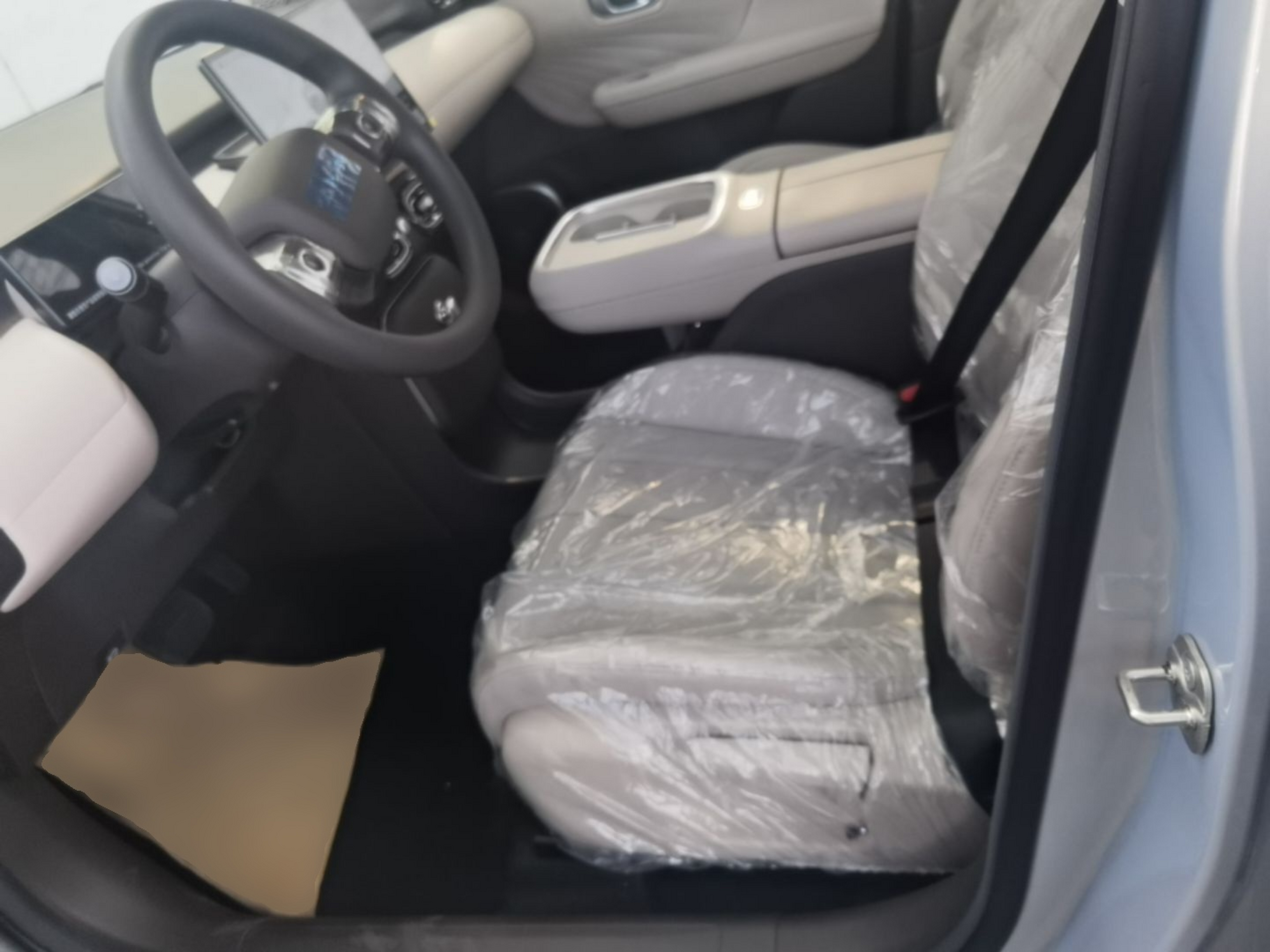 Vordere Reihe im Auto
