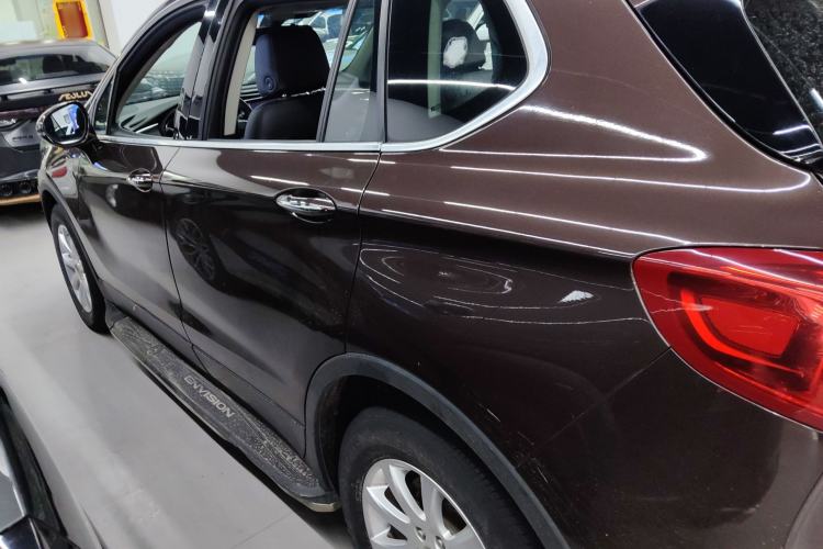 Used Buick Envision 2018 20T Two-Wheel-Drive Elite Model
